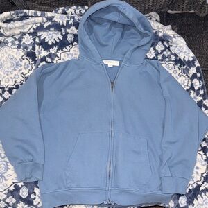 Zara 11-12 Year old Girls or Boys Baby Blue Zip-Up Hoodie. Great quality! Newish